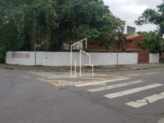 Terreno à venda no Jardim Morumbi com 530m²