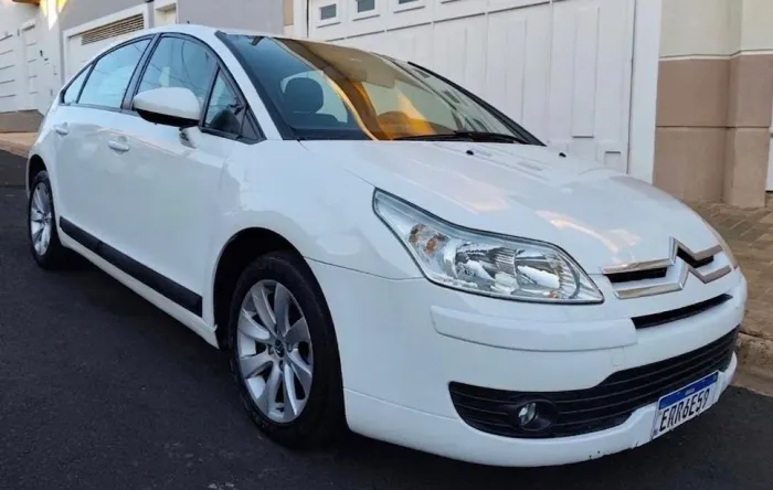 Citroen C4 GLX 1.6 Flex 16V 5P Mec. 2011