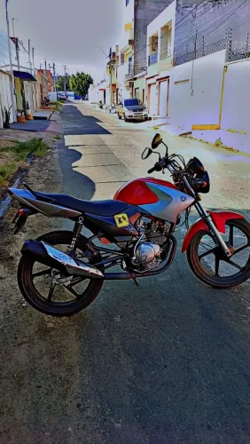 Moto muito boa 