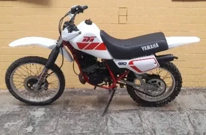 DT 180 ano 1991