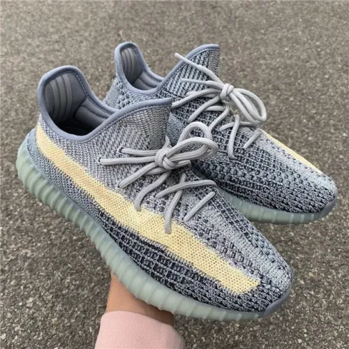 Tênis Adidas Yeezy Boost 350 V2