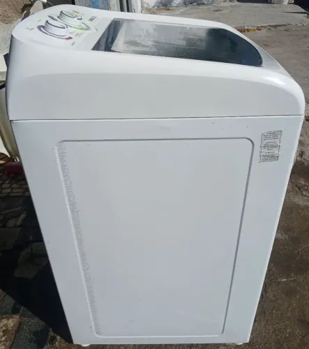 Vendo uma excelente máquina cônsul 12  kilos seminova