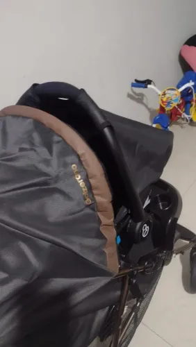 Vende carrinho de bebê conforto Galzerano 