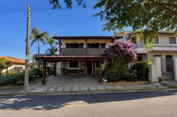 RE/MAX VENDE CASA 4 DORMITÓRIOS + ESCRITÓRIO 221 M² R$ 1.230.000,00 CONDOMÍNIO ALTO DA COL