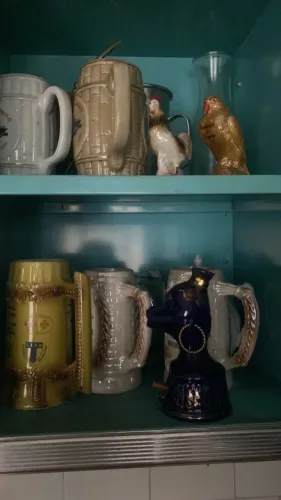 caneco de chopp(retrô) em porcelana (valor unitario)