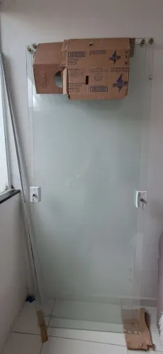 Porta de vidro ( duas folhas de correr)