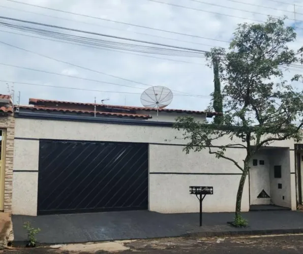 CASA RESIDENCIAL em UBERLÂNDIA - MG, JARDIM DAS PALMEIRAS