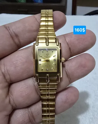 Relógio feminino da Liebig dourado em aço original 