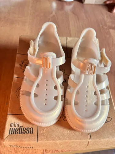 Mini Melissa
