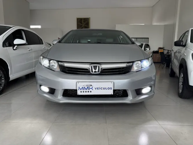 Honda Civic Sedan LXR 2.0 Flexone 16V Aut. 4P 2014