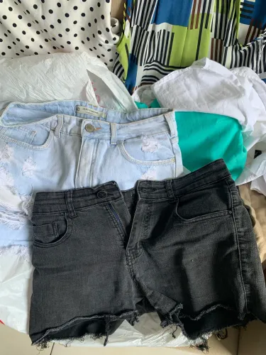Lote de roupas - preço negociável 