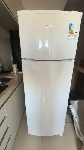 Geladeira Cônsul 334 litros 1 mês de uso