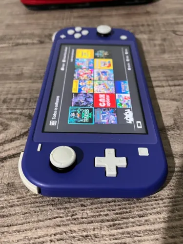 NINTENDO SWITCH LITE 128GB - DESBLOQUEADO - VENDO OU TROCO POR SWITCH NORMAL