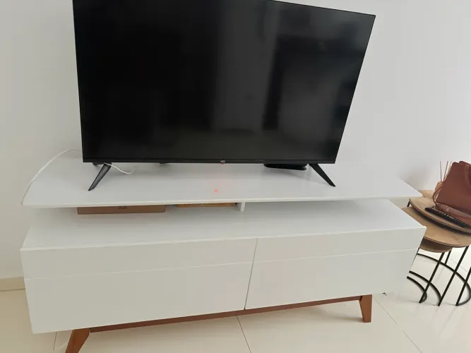 Rack Branco Moderno