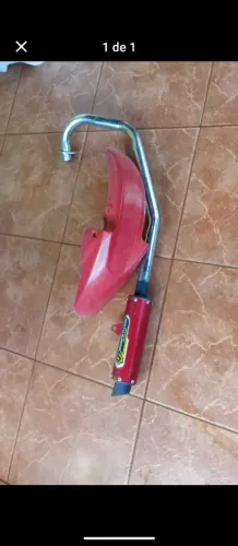 Vendo escapamento e paralama de moto start 160