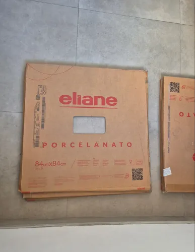 Porcelanato Eliane 84x84cm (5.5 caixas)