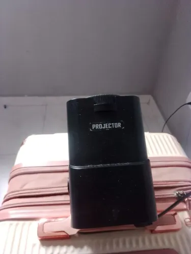 PROJETOR EM PERFEITO ESTADO