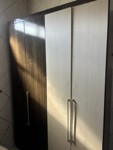 Vendo guarda roupa de solteiro