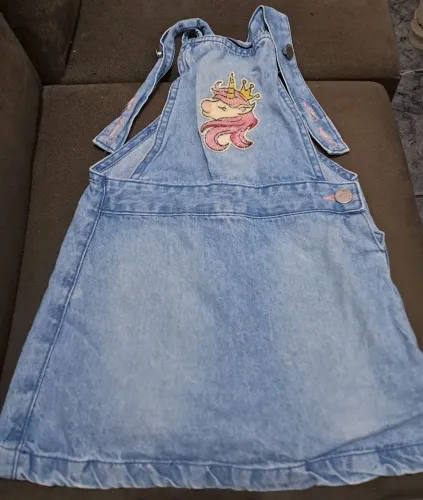 Jardineira Jeans Infantil com Unicórnio - Tam. 3