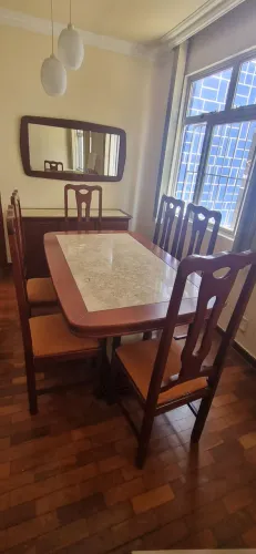 JOGO DE COPA COMPLETO MESA COM 6 CADEIRAS, BUFFET E ESPELHO