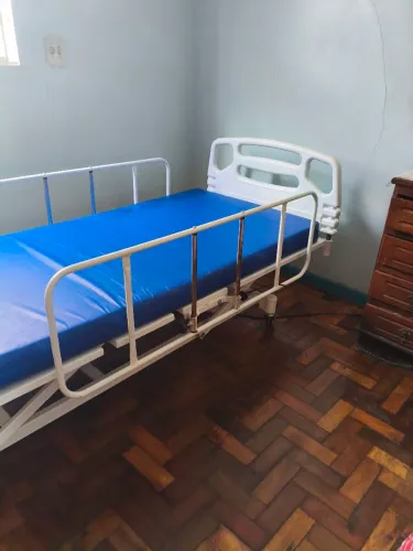 Cama hospitalar elétrica