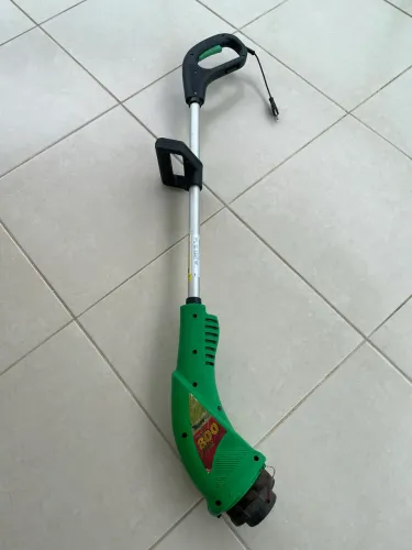 Aparador De Grama Elétrico Master Plus 800W 220V Trapp
