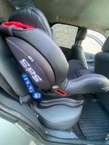 Vendo cadeirinha de bebê 150