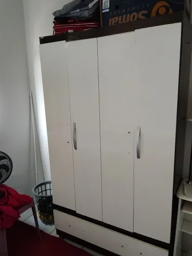 Guarda roupa solteiro