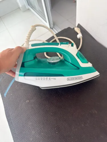 Ferro de passar roupa 