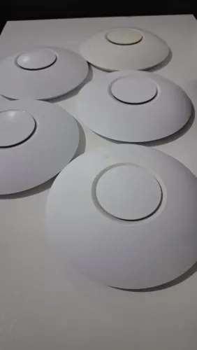 Kit 5 Access Points Ubiquiti UniFi AP AC Lite (Usados)