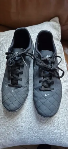 Chuteira de fatal,Nike oficial. Tamanho 39