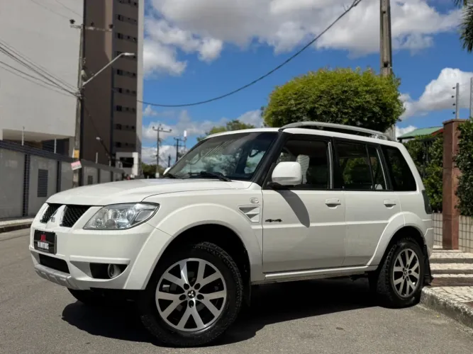 Mitsubishi Pajero TR4 2.0/ 2.0 Flex 16V 4X4 Aut. 2013