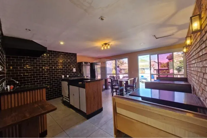 Ponto/Salão Comercial para Alugar no Centro de Vinhedo/SP