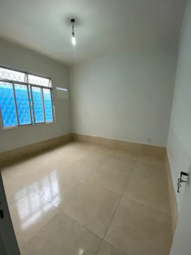 Alugo casa em Ricardo de Albuquerque