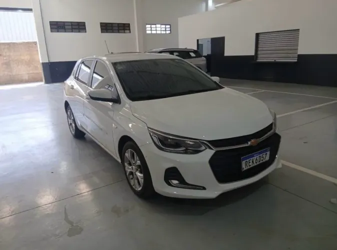 Chevrolet Onix Hatch Premier 1.0 12V TB Flex Aut. 4P 2021