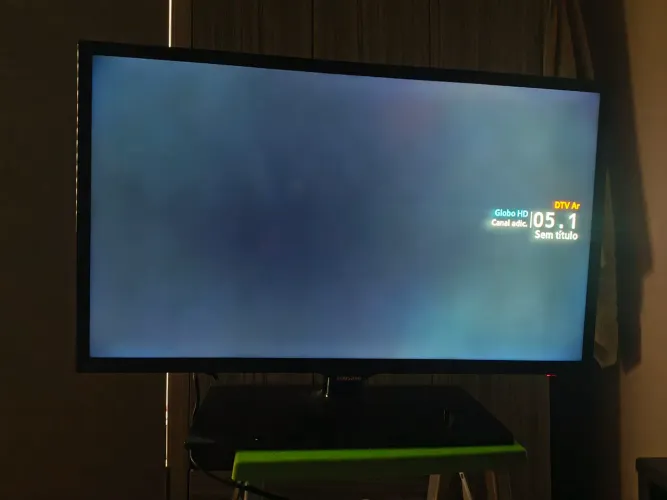 MONITOR SAMSUNG EM BOM ESTADO 