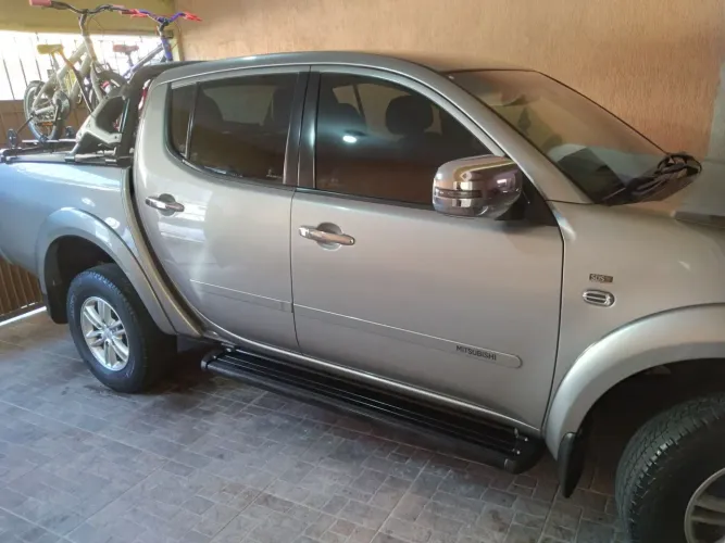 Mitsubishi L200 Triton HLS 2.4 Flex 16V CD Mec. 2017