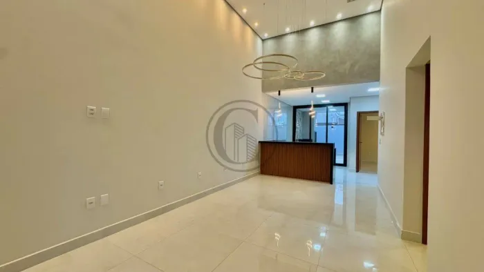 Casa com 3 quartos à venda, 110 m² por R$ 818.000