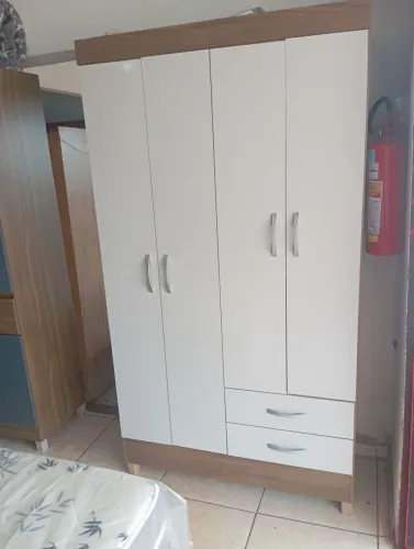 Guarda roupa novo em oferta 