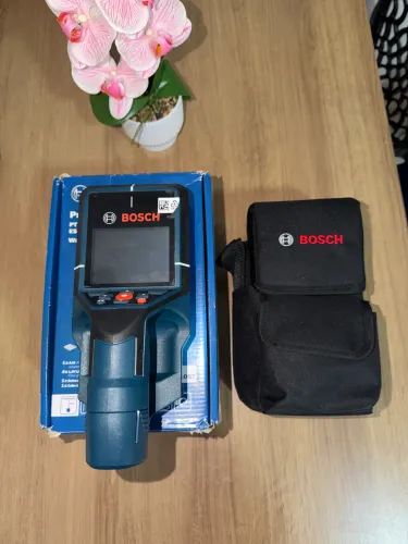 Scanner de parede detector de materiais Bosch
