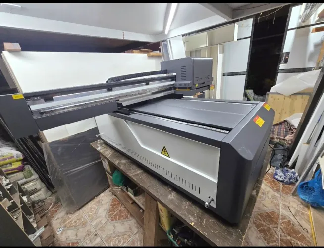 Impressora uv + cabeças novas + computador 