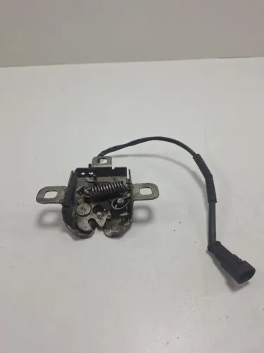 Fechadura Capô Fiat Punto 2013/2014