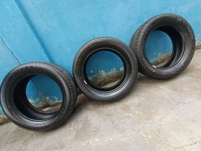 Trio de Pneus 205/55 R16: Qualidade e Preço Imbatível