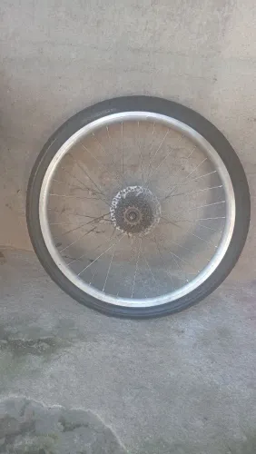 Peças de Bicicleta Aro 26 (Rodas Completas, Quadro e Amortecedor) - Tudo de Procedência!