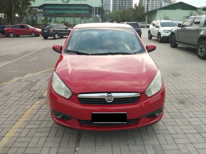 Fiat Grand Siena Attrac. 1.4 EVO F.flex 8V 2013