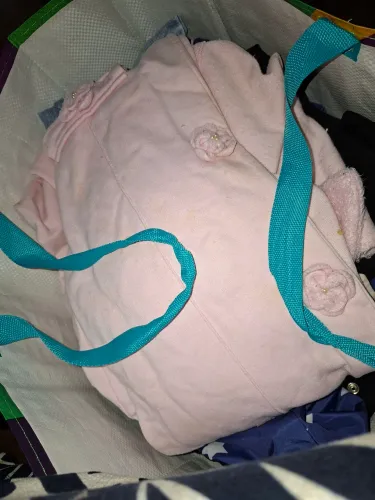 Roupas usadas em boas condições 