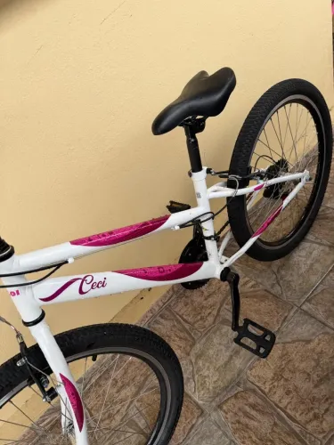 Bicicleta Caloi Aro 24