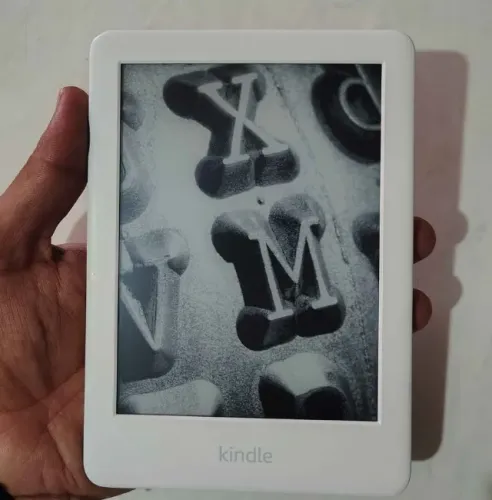 Kindle 10ª geração com bateria de longa duração cor branca 8GB
