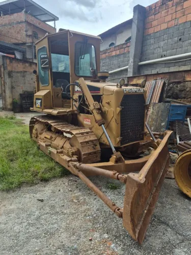 TRATOR ESTEIRA D4E DE TORQUE