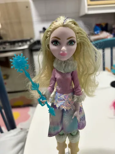 Crystal Winter Feitiço de inverno Ever after high